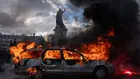 От протест срещу скъпия живот до политическа криза: Франция след нощта на безредиците