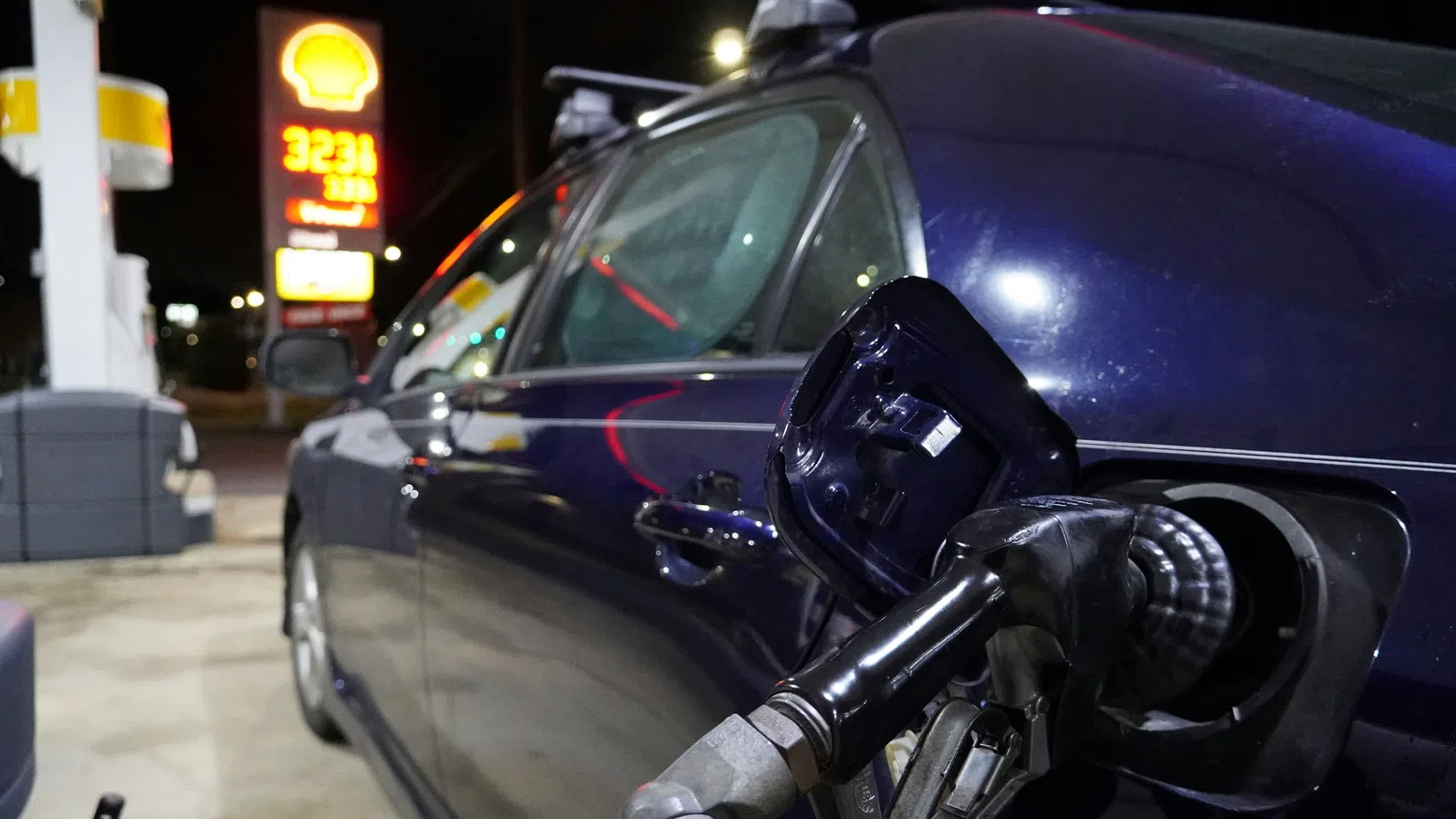 От днес е активна мярката в подкрепа на най-нуждаещите се граждани заради поскъпването на горивата