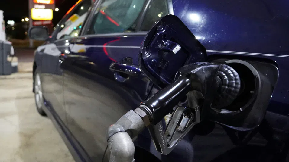 Цените на горивата в България и съседните държави - растеж у нас и риск от криза в Сърбия