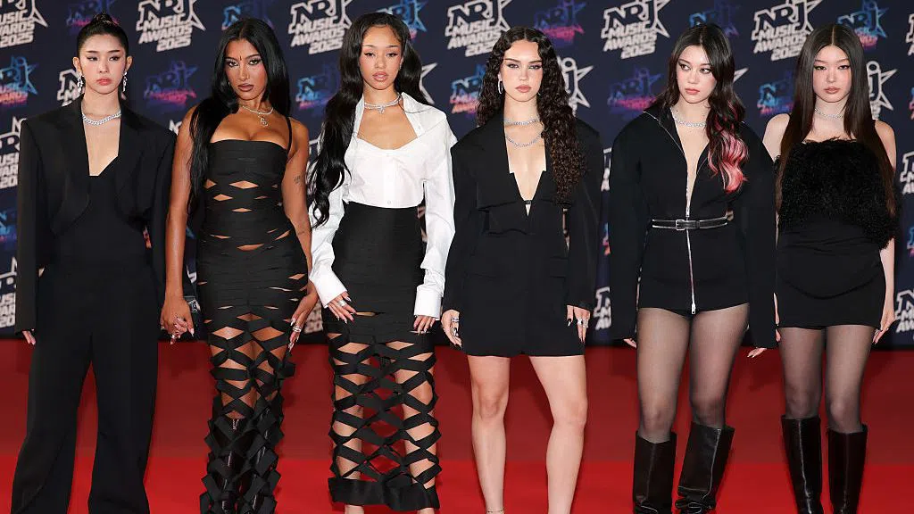 Срещу сумата от 6 500 сингапурски долара около 5050 щатски