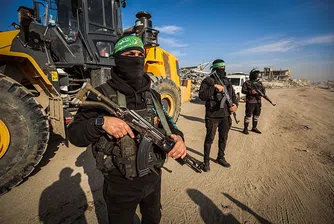 „Хамас“ затяга контрола в Газа, докато Тръмп настоява за прилагането на мирния план