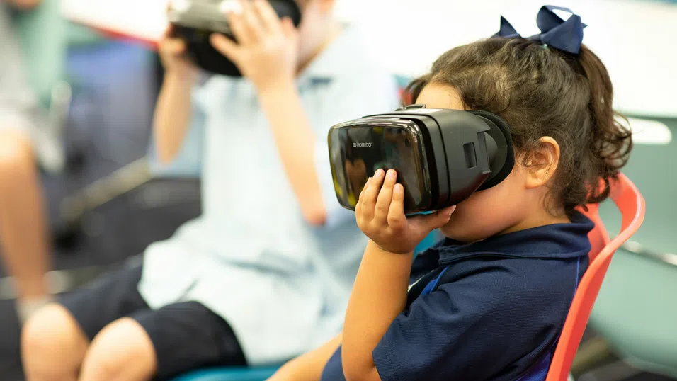 VR и AI могат да помогнат на децата да развият емпатия и да овладяват емоциите си