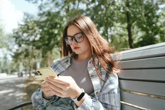 Родителите вярват, че контролират как децата им използват AI. Реалността е друга