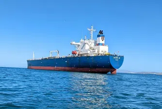 Руски петролен танкер се насочва към Куба на фона на американската икономическа блокада