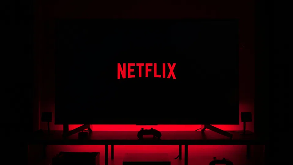Netflix надхвърли прогнозите за приходите, абонатите скачат с 16%