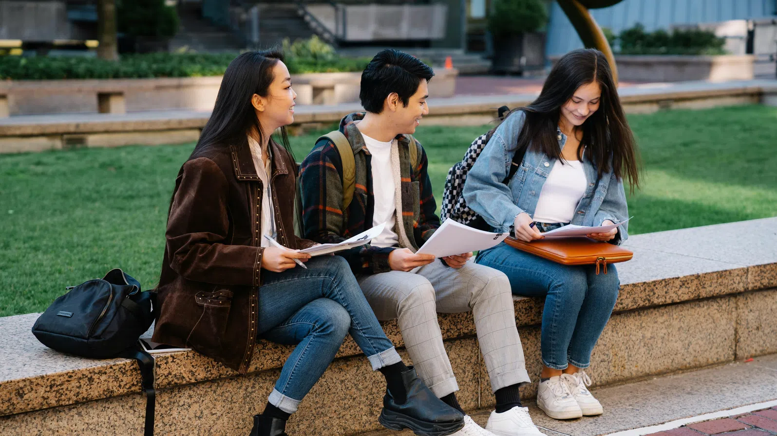 Струва ли си още университетът? Родителската борба за бъдещето в ерата на AI