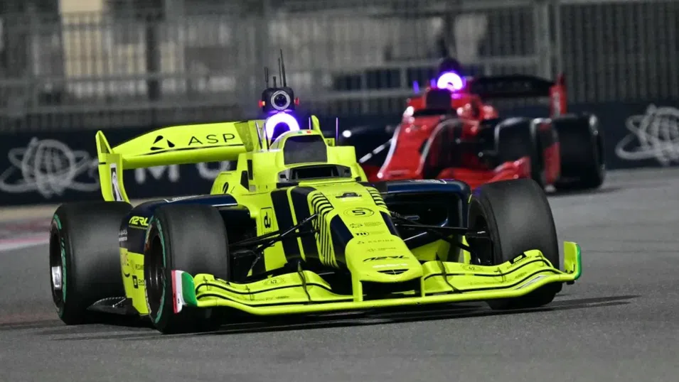 „Формула 1“ без пилоти: Как състезателните автомобили налагат автономните технологии