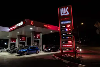 Русия внася горива заради недостига, предизвикан от украински удари