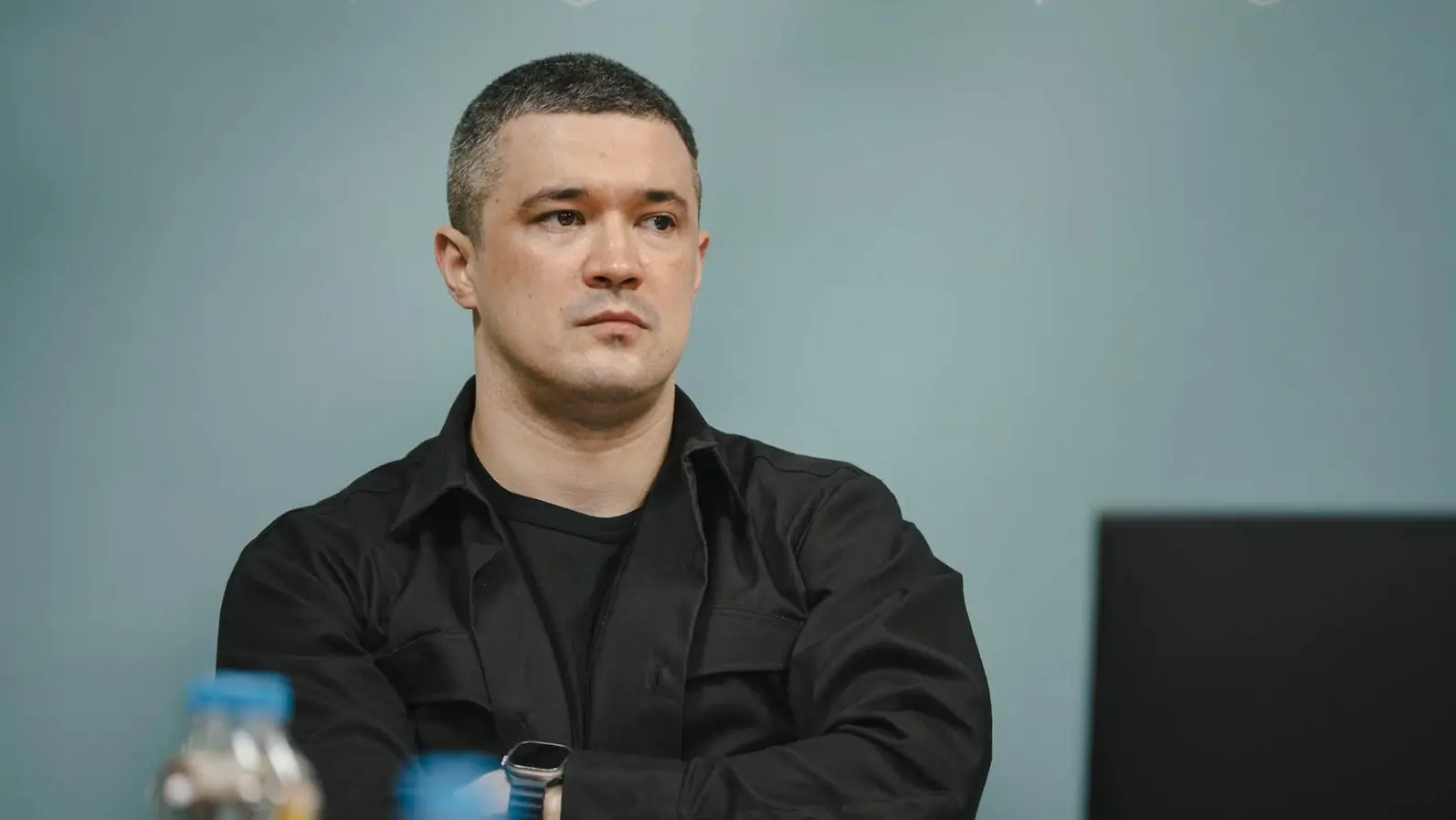 Уволненият украински министър на отбраната призова за президентски избори