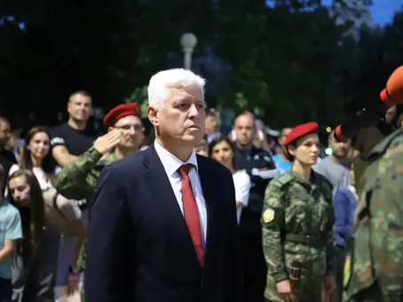 Министър Стоянов: „Няма логика украинците да удрят собствените си кораби. Очакването е, че дроновете са от руска страна“