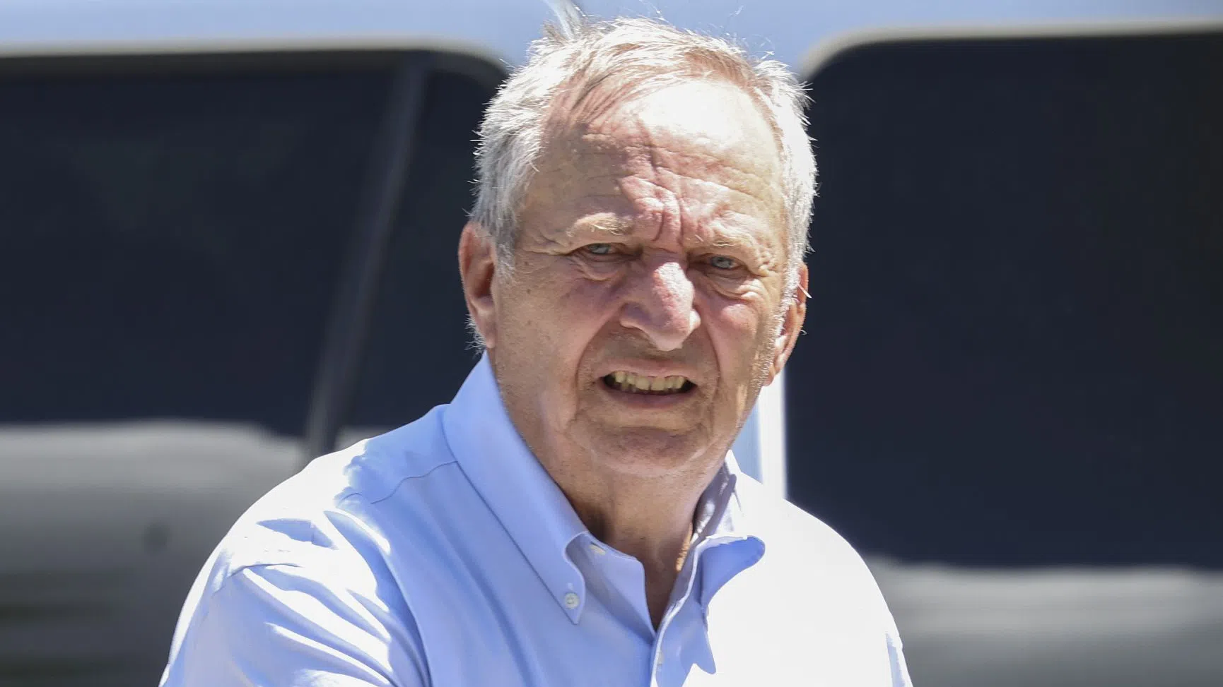 Трус в OpenAI заради случая „Епстийн“: Лари Съмърс подава оставка от борда