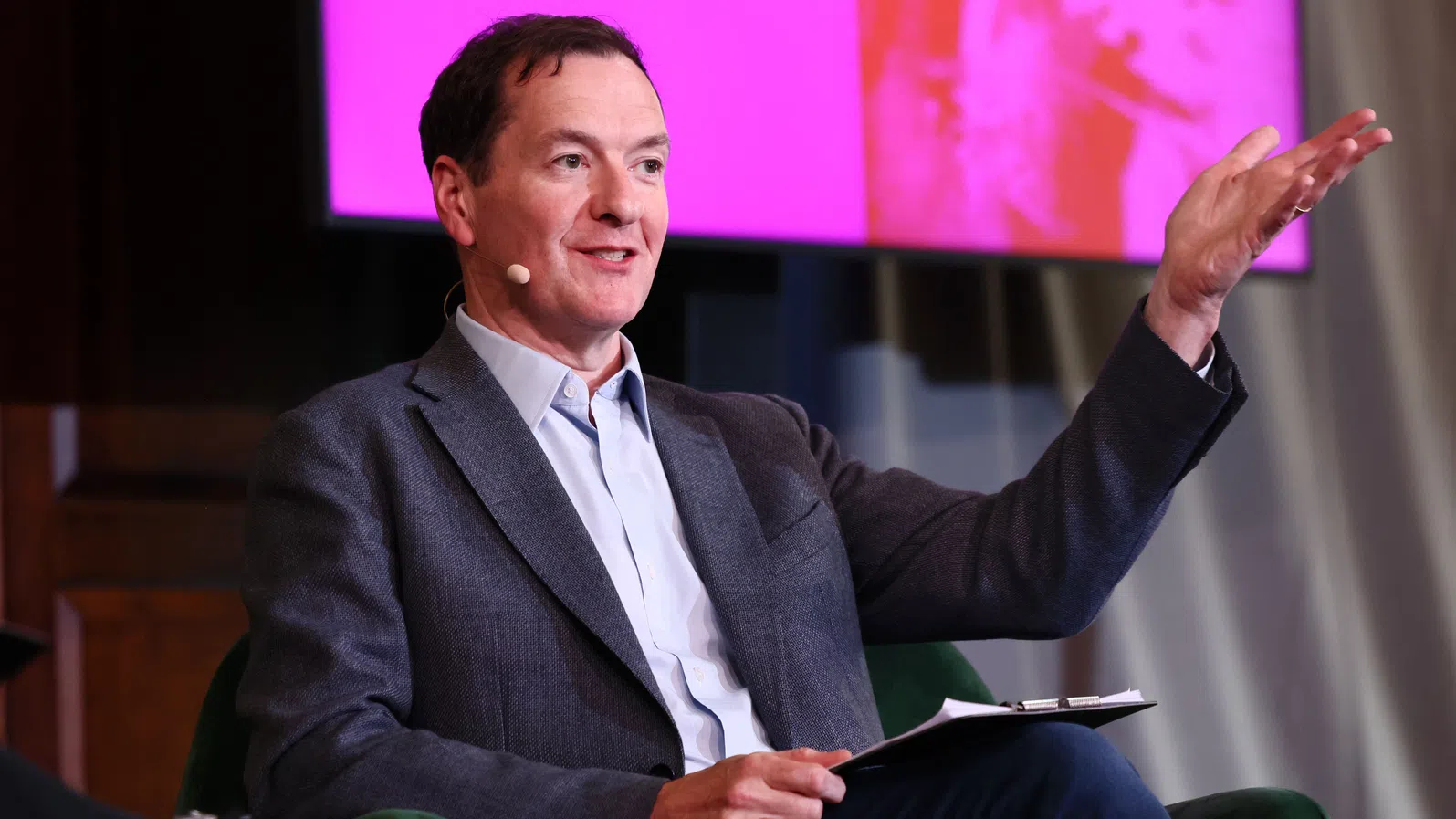 Войната за AI таланти не показва признаци на забавяне Почти