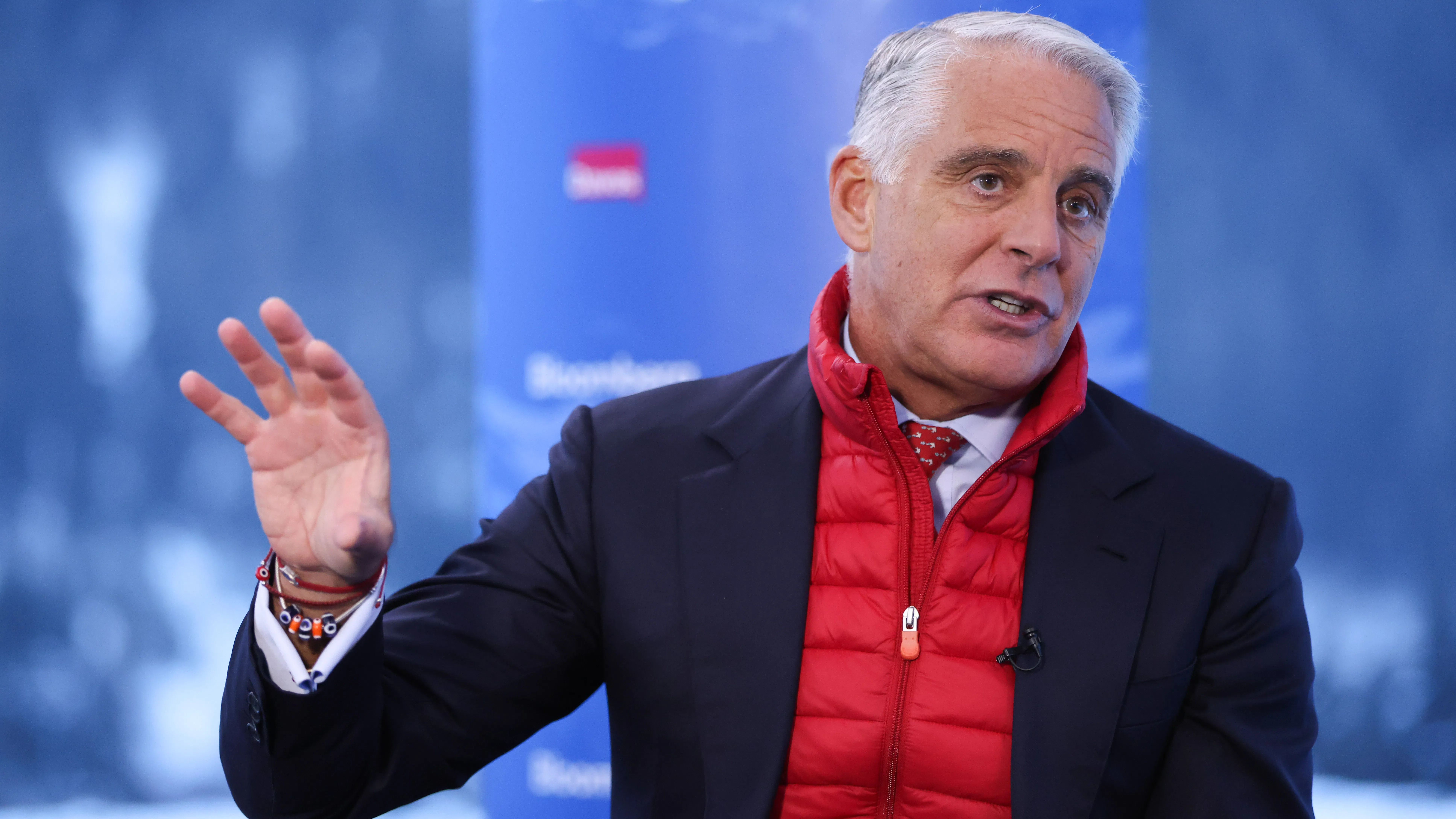 UniCredit отчита рекордни печалби за тримесечието