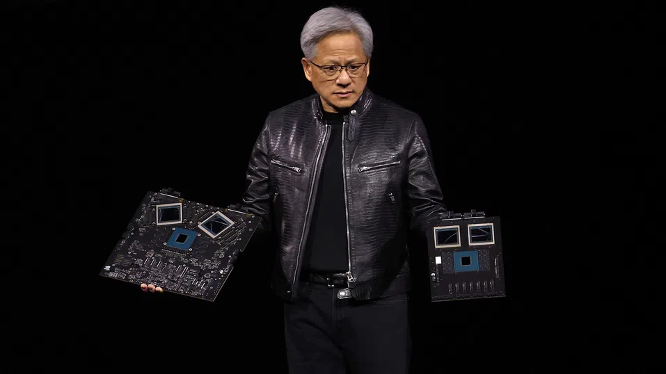 Кожата, в която успява Дженсън Хуанг. Колко якета има милиардерът?