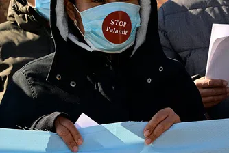 Прилича на кампания за сплашване: Защо американският технологичен гигант Palantir съди малко швейцарско списание?