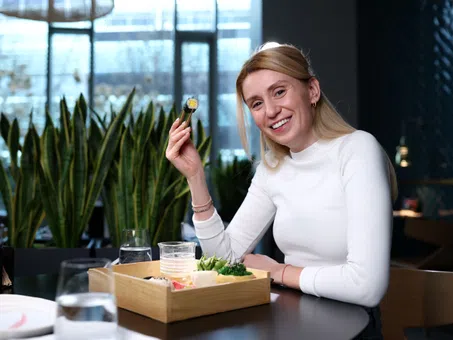 „Излез. Преживей нещо“: Вкусът на лидерството с актрисата Ива Папазова