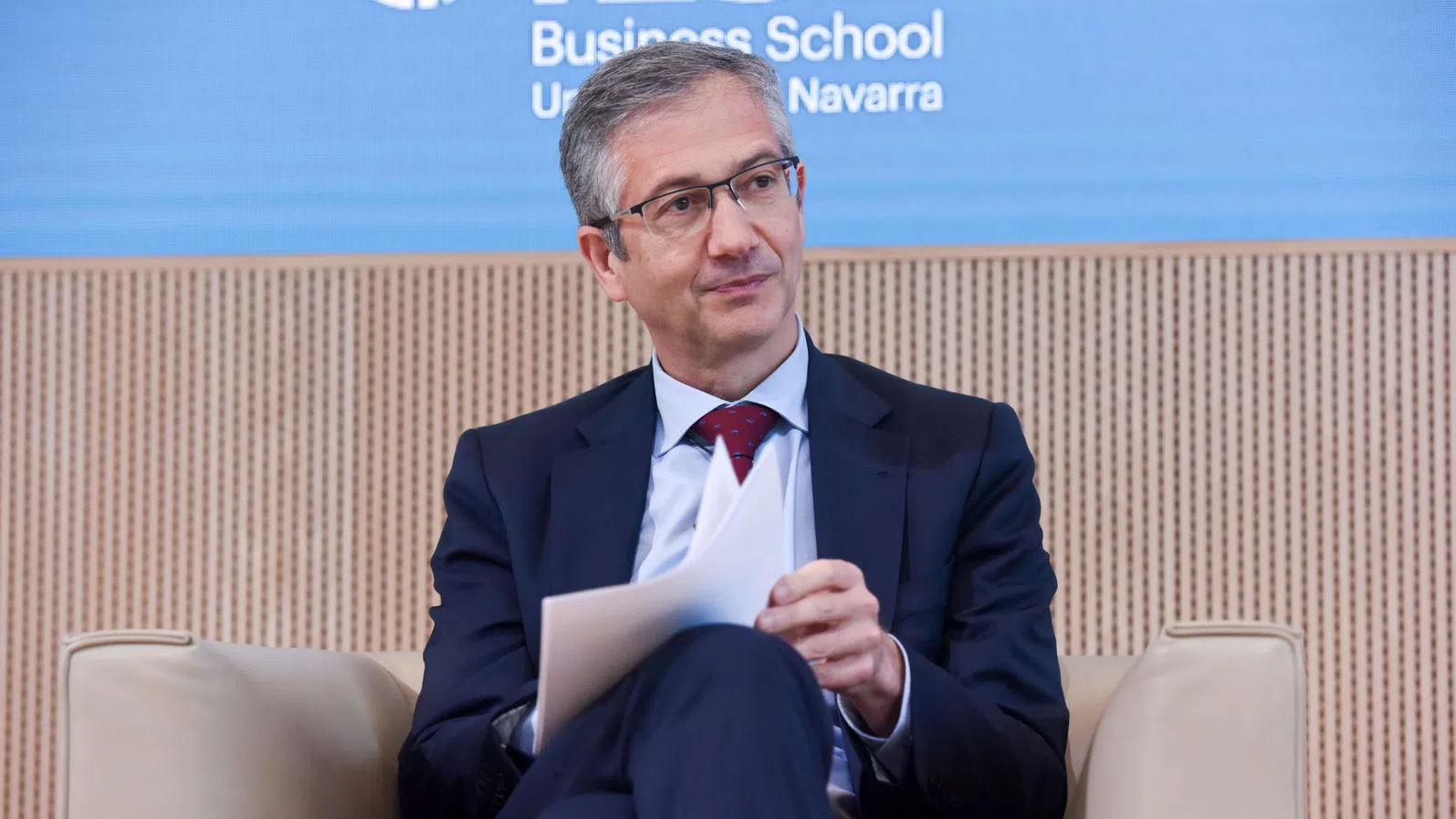 Фаворитът за ЕЦБ Ернандес де Кос е най-квалифицираният кандидат, смятат икономисти