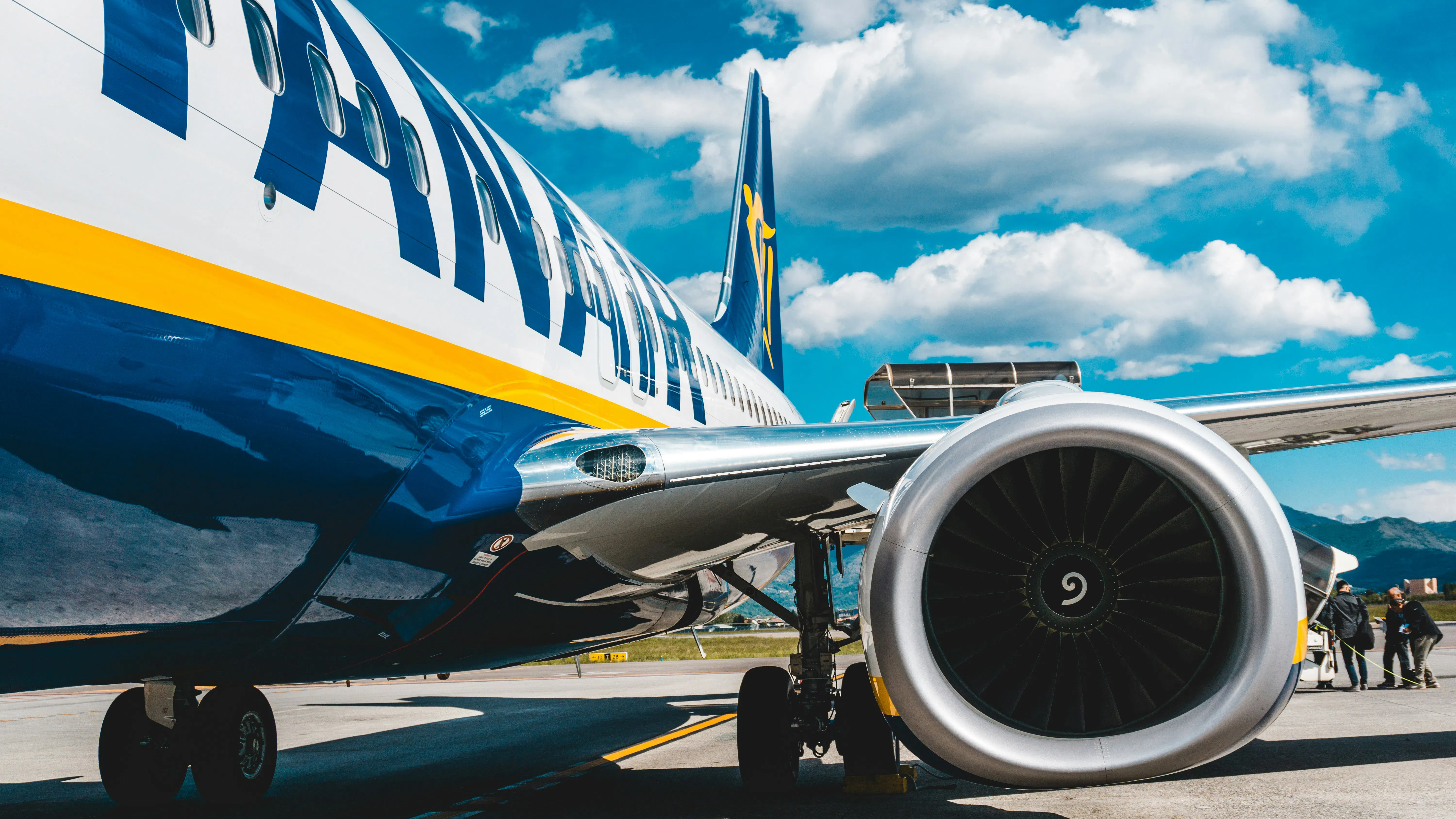 Годишната печалба на Ryanair скача с 34% благодарение на увеличено търсене