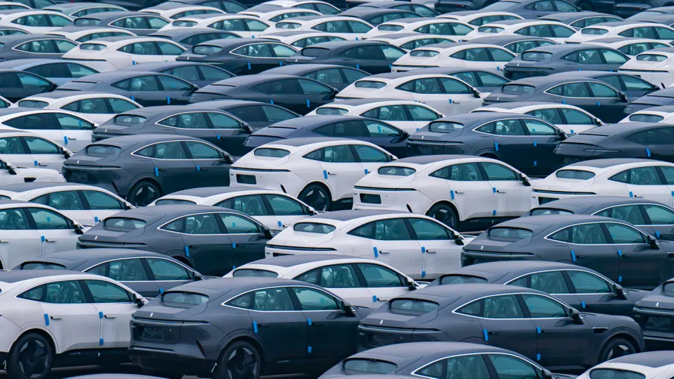 Европейски лизингови къщи и компании за коли под наем се отказват от Tesla