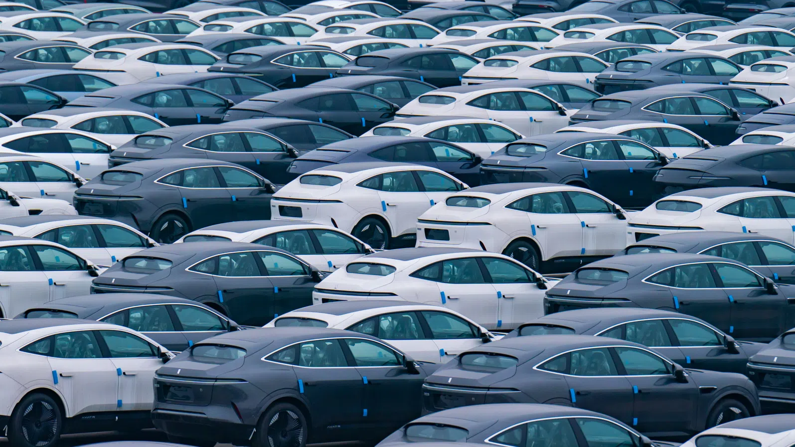 Tesla разработва нов, по-малък и по-евтин електромобил