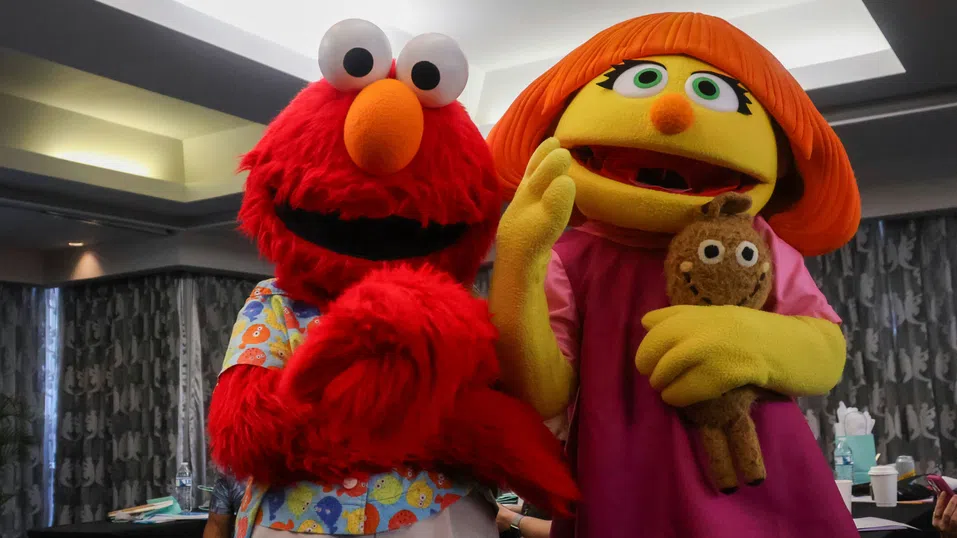 Netflix придобива правата за „Улица Сезам“