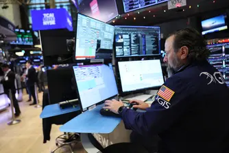 Разпродажбите на облигации връщат страха от корекция на Уолстрийт