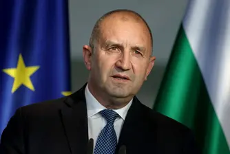 Румен Радев е разговарял с Тръмп за отпадането на визите за български граждани