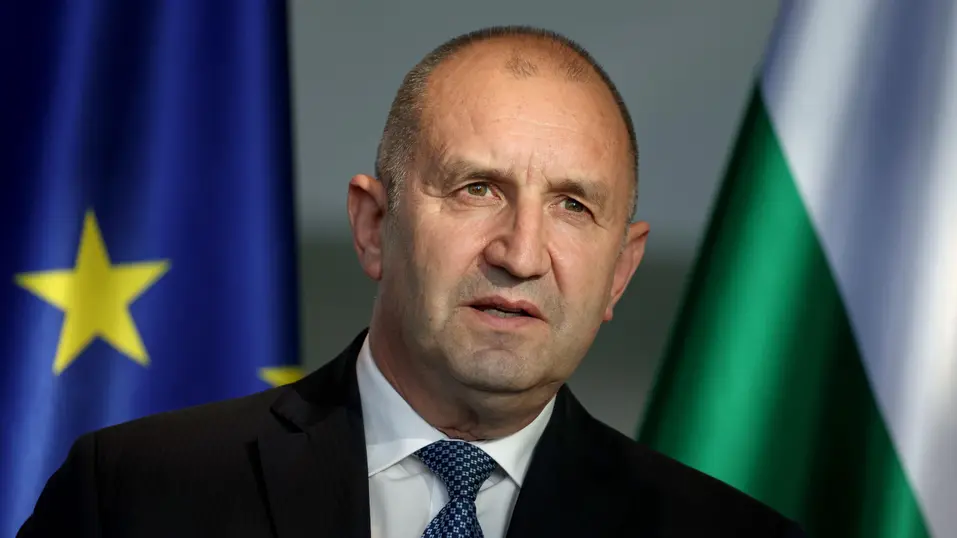 Румен Радев е разговарял с Тръмп за отпадането на визите за български граждани