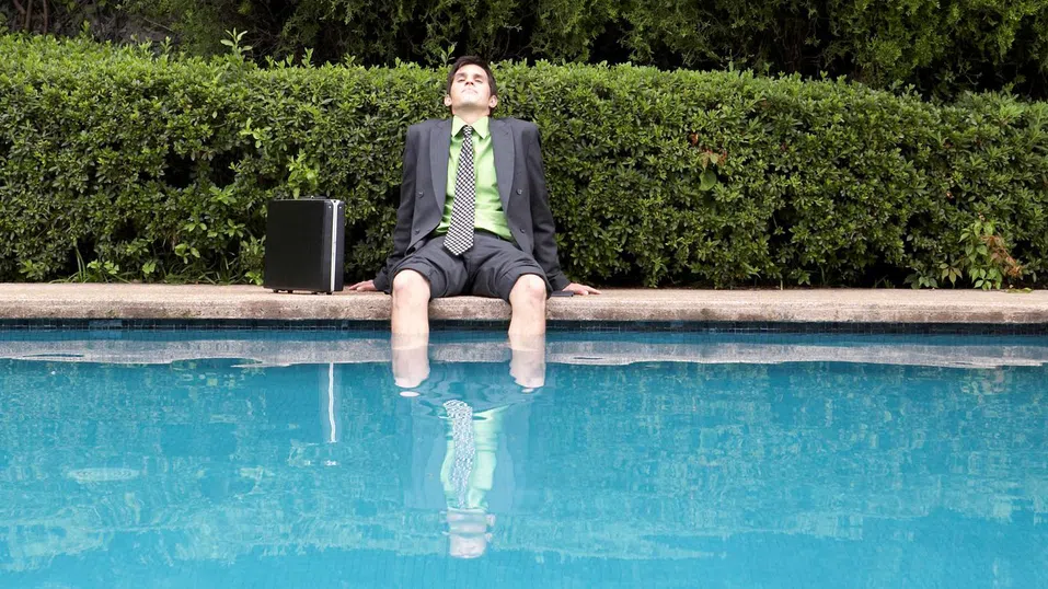 Време за отпуска? Не точно. Кои са най-работещите служители в Европа