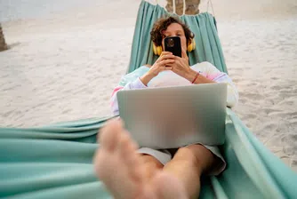 Културни и икономически фактори са водещи в тенденцията по прилагането на гъвкавия модел сред служителите, показва изследване