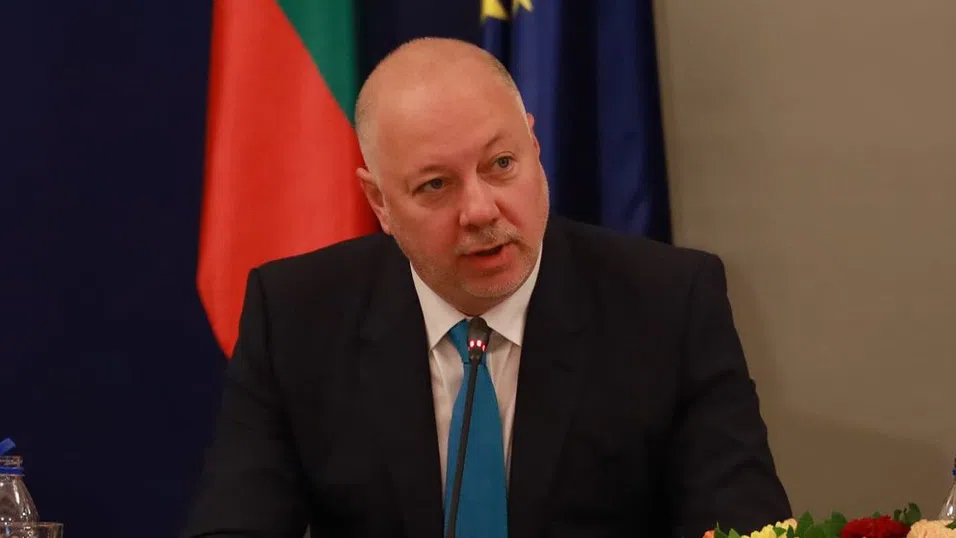 Държавните органи са на терен и следят за необосновано покачване на цените, заяви Желязков