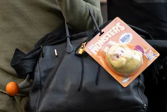 Акциите на Pop Mart скачат с 12% след рекордни печалби и ново Labubu