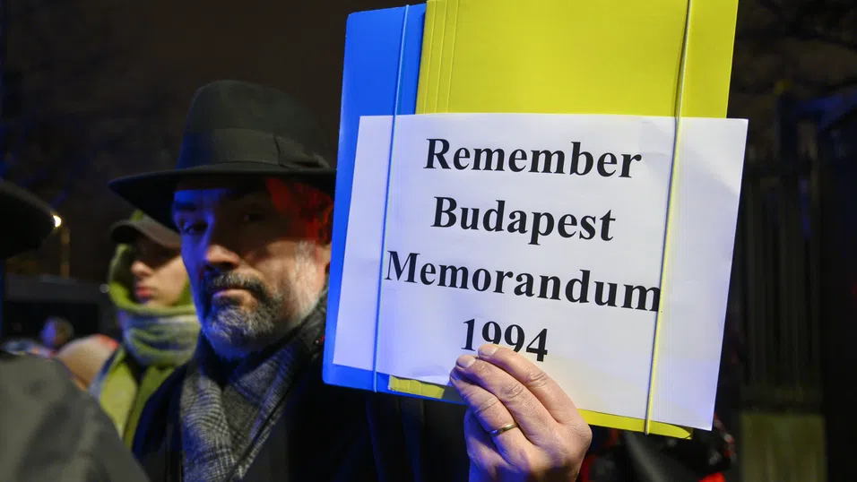 31 години по-късно: Будапеща отново е на дневен ред като място за гаранции към Киев. Но историята има лоши спомени