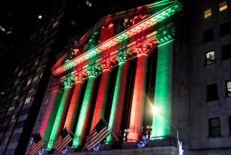 Уолстрийт не успя да задържи моментното възстановяване след кървавата сряда, но Dow прекъсна 10-дневна серия от загуби