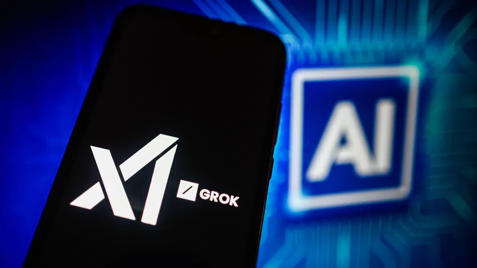 Grok vs ChatGPT: Хуморът и политическата коректност в изкуствения интелект