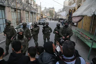 Палестинската власт е в безизходица, докато контролът на Израел над Западния бряг се затяга