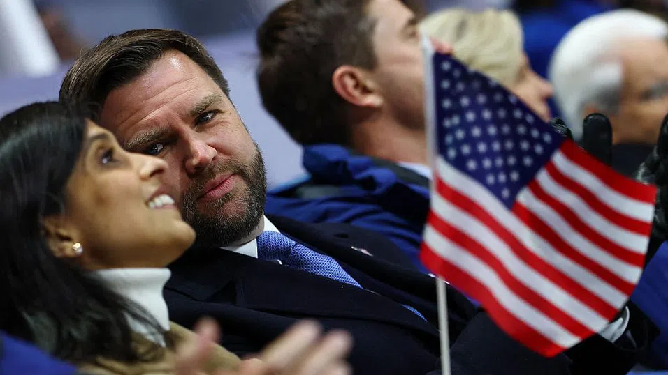 Джей Ди Ванс издава нови мемоари за приемането на католицизма