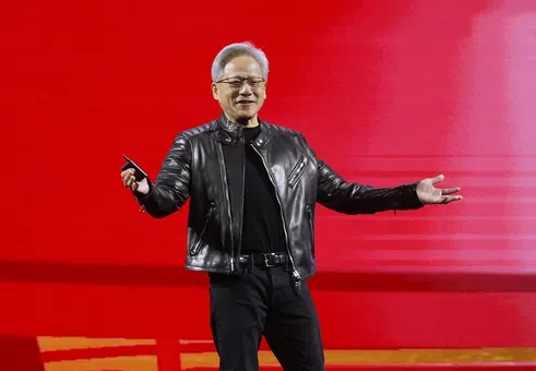 Дженсън Хуанг: Изкуственият общ интелект е постигнат и може да изгражда бизнеси за милиарди