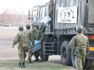Япония под тревога за огромно вторично земетресение, след като опасността от цунами премина
