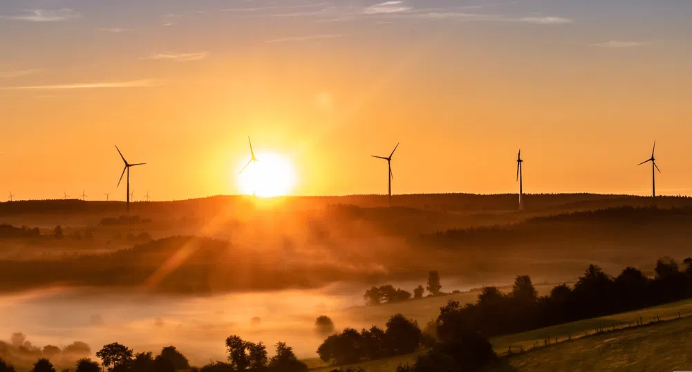 Чистата енергия спира ръста на изкопаемите горива – за пръв път без икономическа криза