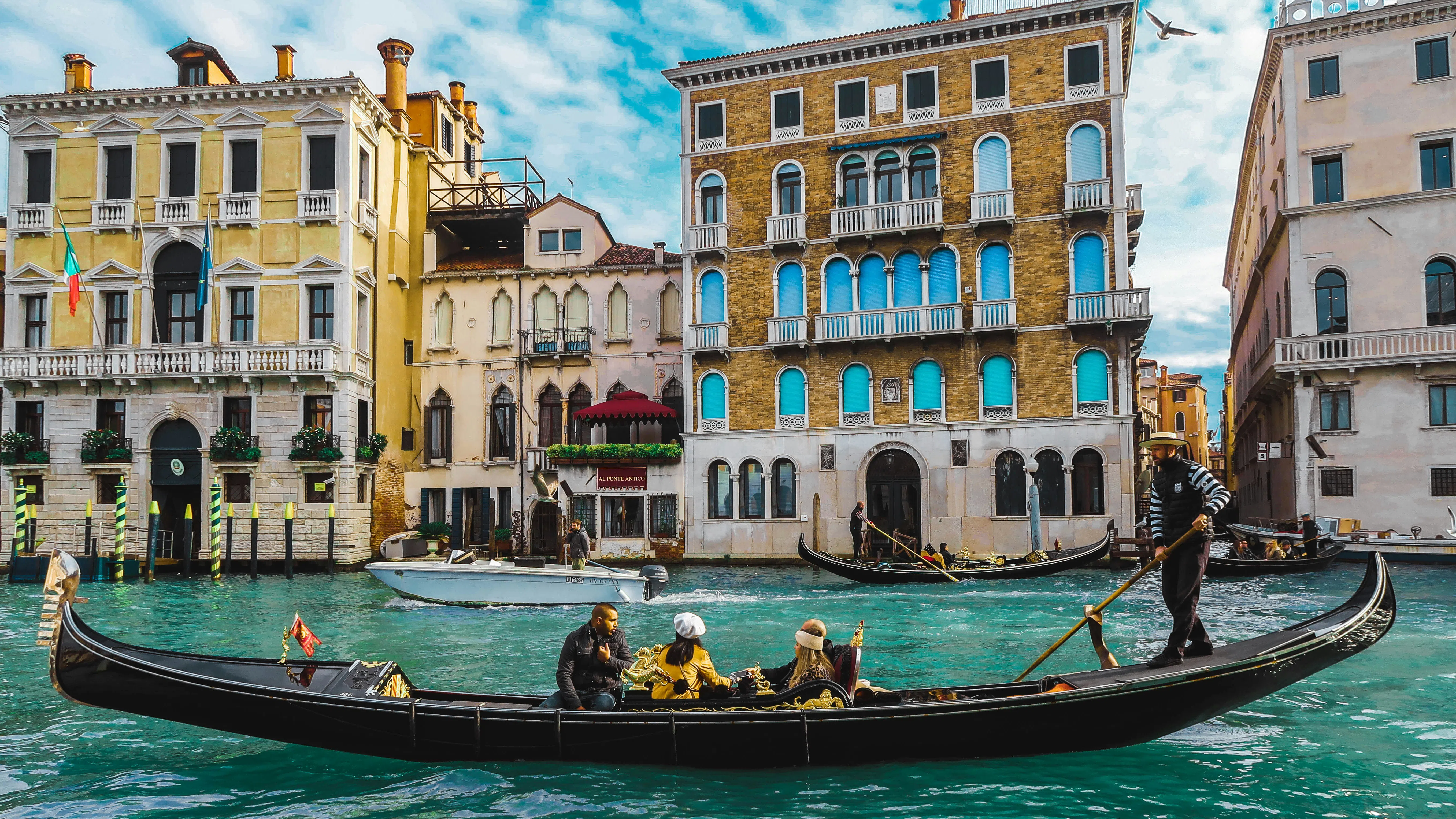 Венеция спечели 1 милион евро в първите 11 дни с такса за еднодневни посетители
