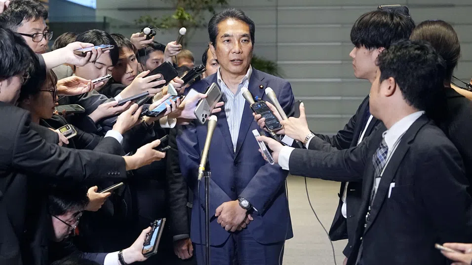 Японски министър подаде оставка, след като се похвали с безплатен ориз насред ценова криза