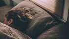 Дори умереното недоспиване може да доведе до напълняване