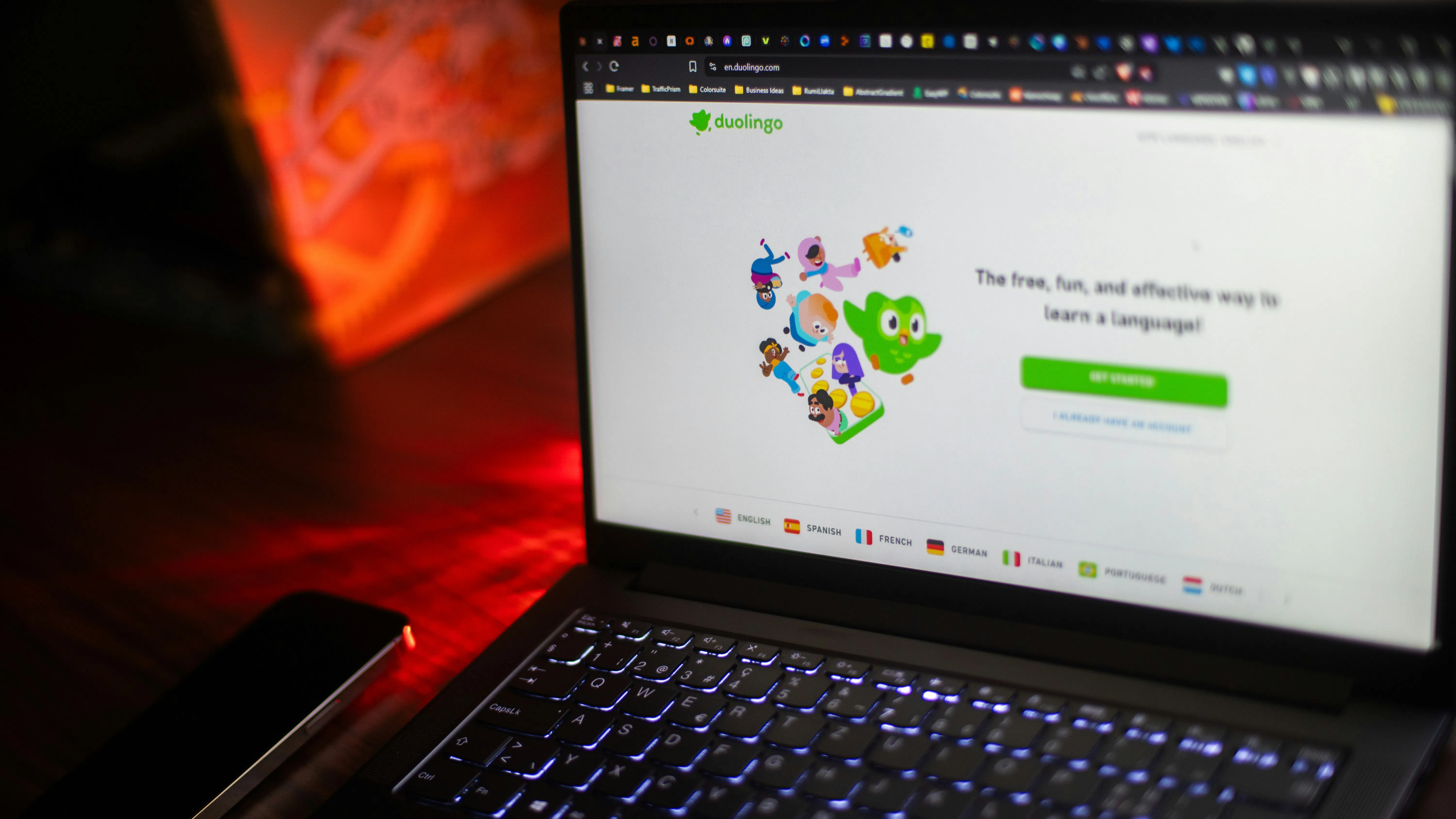 Duolingo нарече Дж. К. Роулинг „зла“ в урок по немски, после се извини