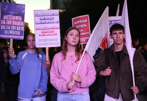 Протестната вълна в Гърция се разраства заради скъпия живот и жилищната криза