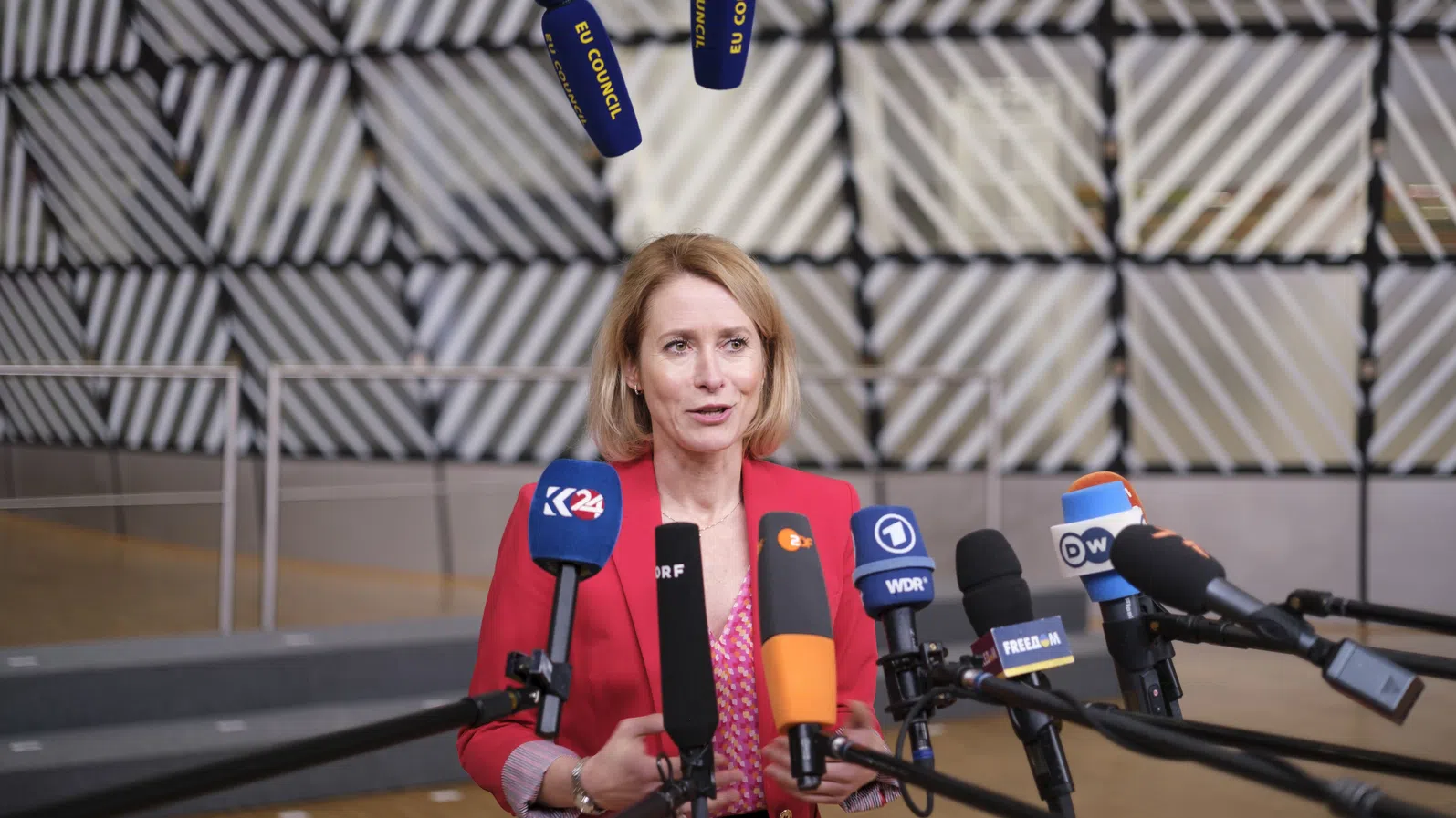 Тревога и предпазливост: Европейските реакции след „Операция Епична ярост“ в Иран