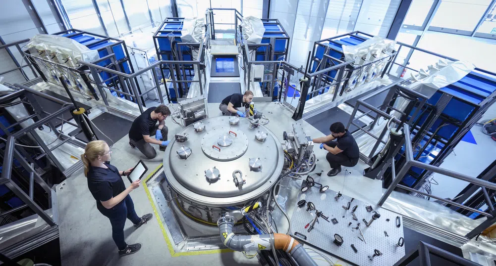 Учени решиха ключов проблем на термоядрения синтез с помощта на AI