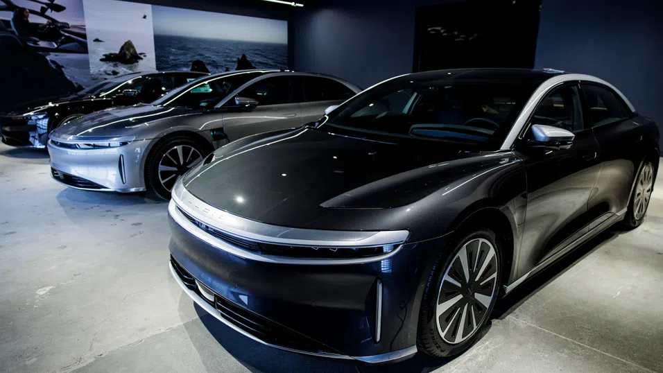 От 90 000 до 9 000: За Lucid Motors очите са по-големи от стомаха