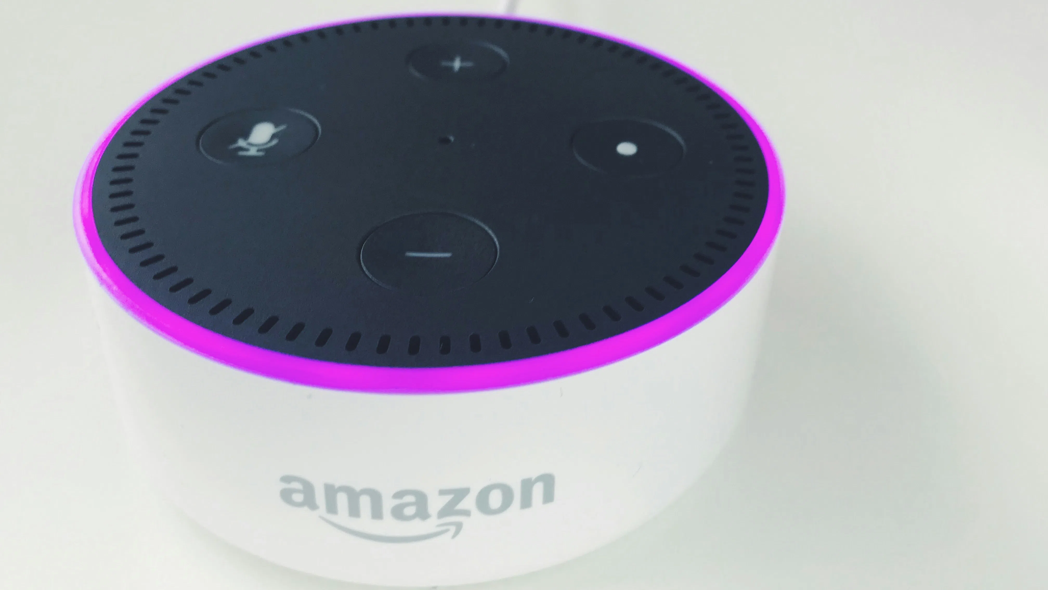 Amazon усъвършенства Alexa с изкуствен интелект и въвежда абонамент?