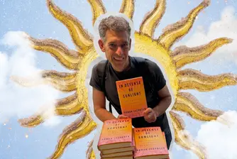 „Излизайте на слънце. Не прекалено много“: Нова книга връща стария спор за UV лъчите